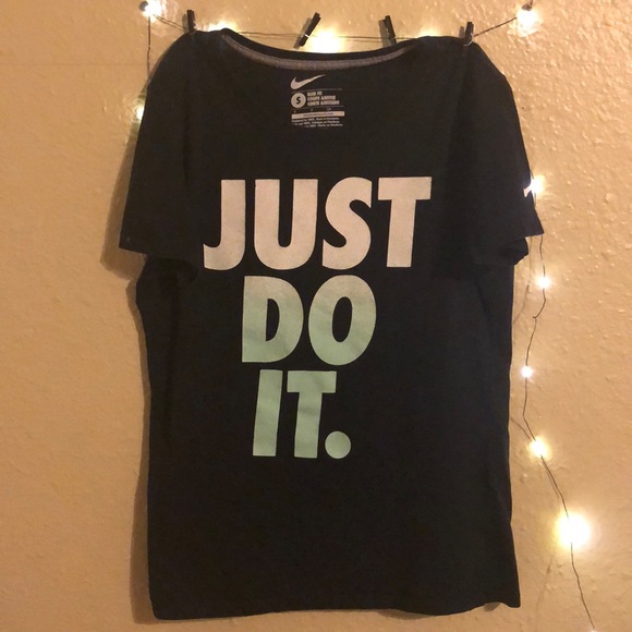 Nike Tops - NIKE | Slim Fit Shirt